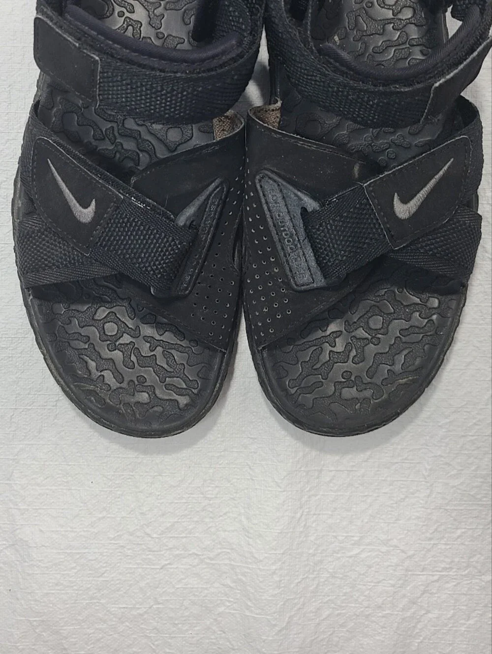 Mens Nike Deschutz+ Sport Sandal Size: 7 Color: Black